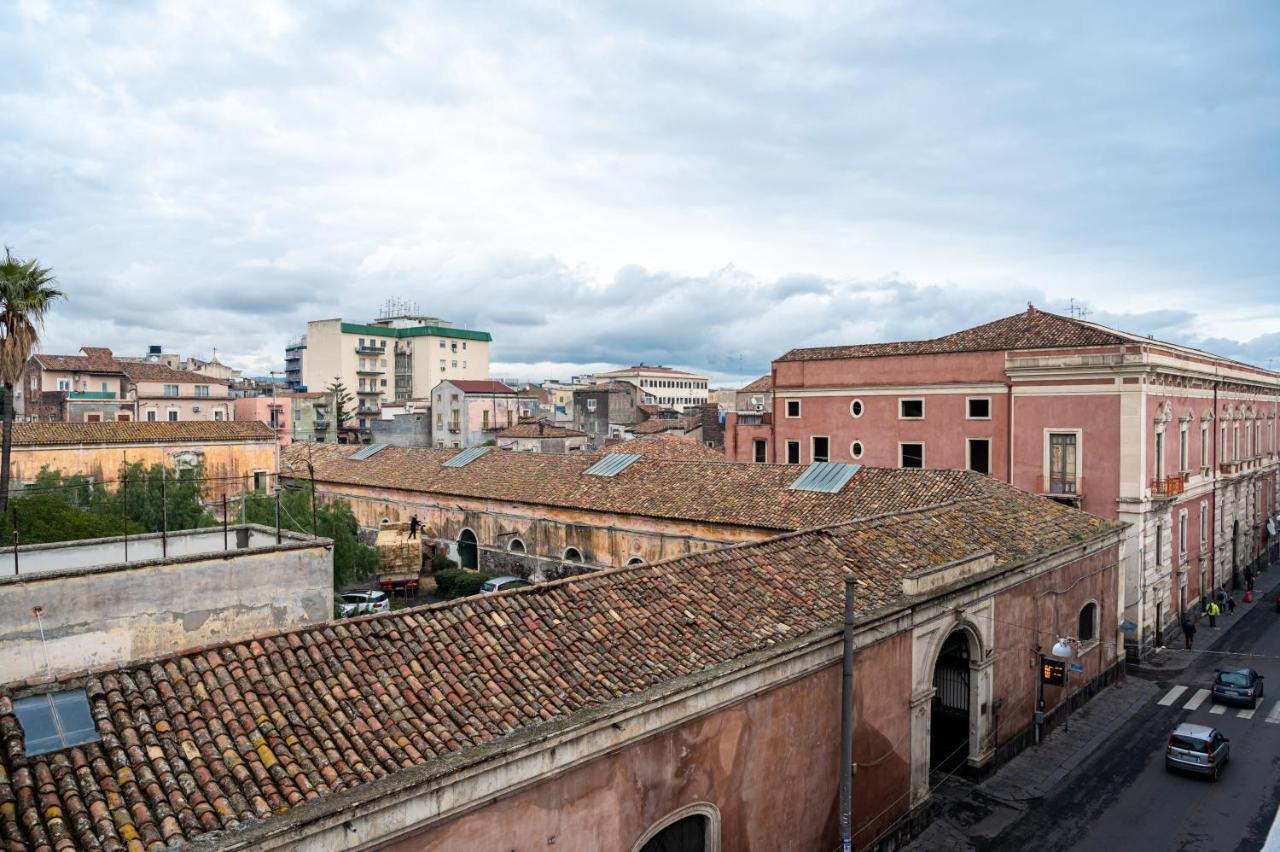 Catania Central And Comfy Apartments ภายนอก รูปภาพ