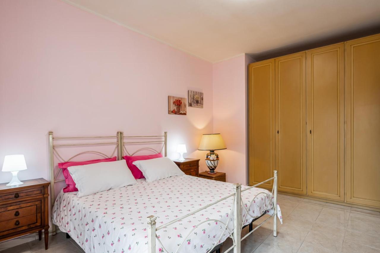 Catania Central And Comfy Apartments ภายนอก รูปภาพ