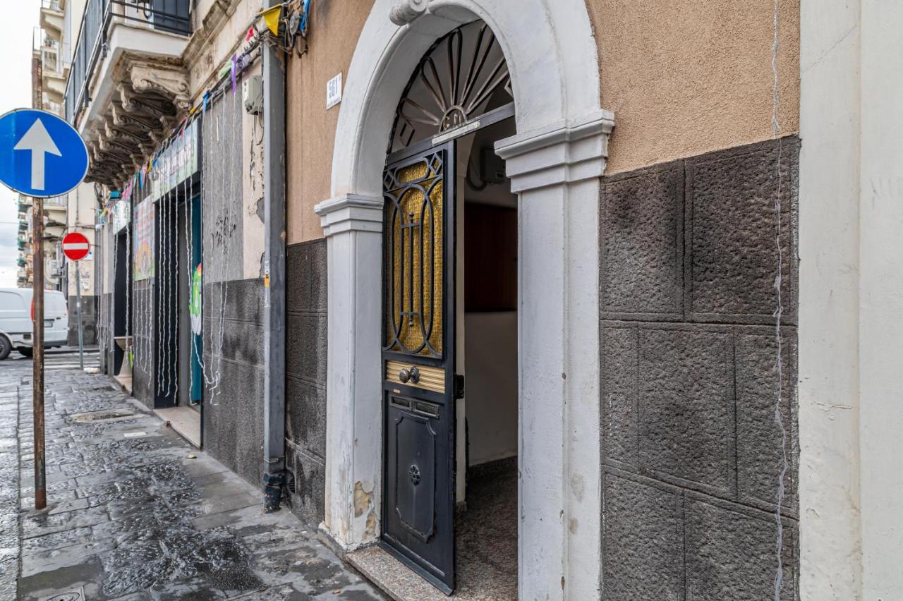 Catania Central And Comfy Apartments ภายนอก รูปภาพ