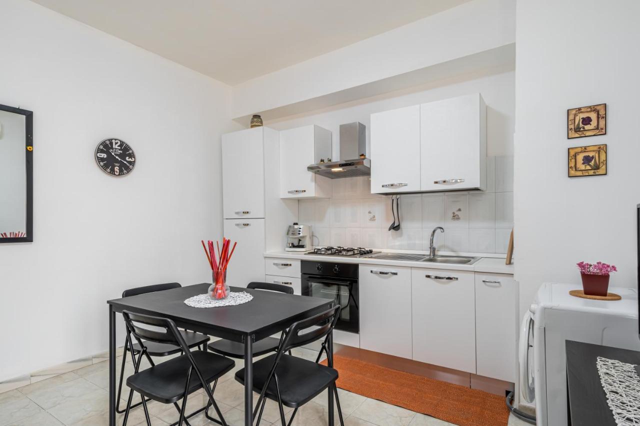 Catania Central And Comfy Apartments ภายนอก รูปภาพ