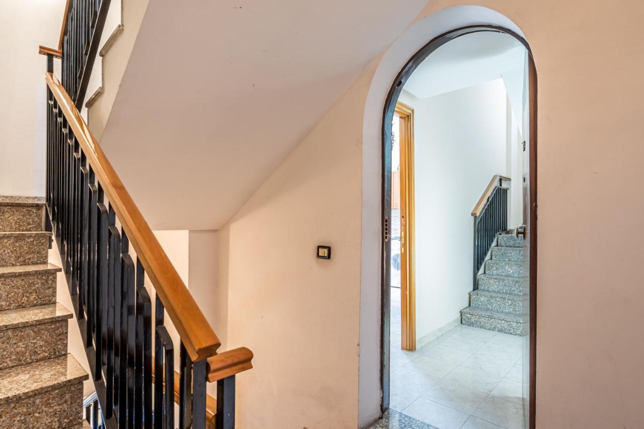 Catania Central And Comfy Apartments ภายนอก รูปภาพ