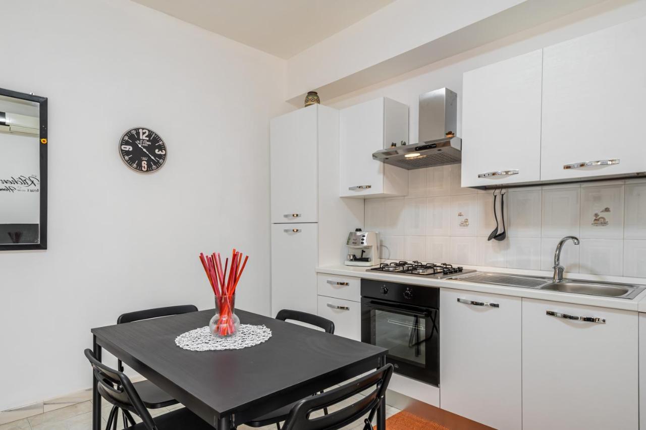 Catania Central And Comfy Apartments ภายนอก รูปภาพ